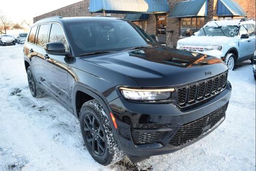 2024 Jeep Grand Cherokee L Laredo