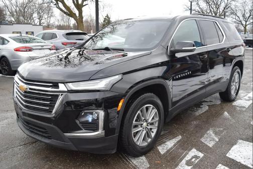 2022 Chevrolet Traverse LT Cloth