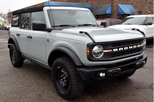 2022 Ford Bronco Black Diamond