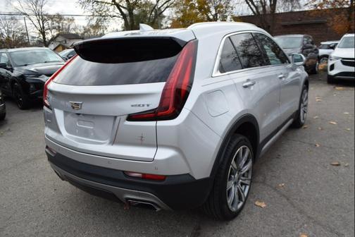 2019 Cadillac XT4 Premium Luxury