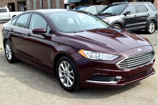 2017 Ford Fusion SE