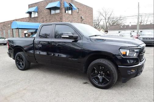 Diamond Black Crystal Pearlcoat 2021 RAM 1500 Big Horn/Lone Star