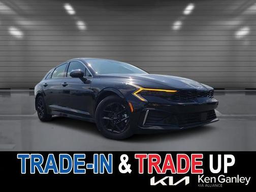 2025 Kia K5 LXS