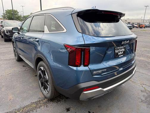 Mineral Blue 2026 Kia Sorento Hybrid EX