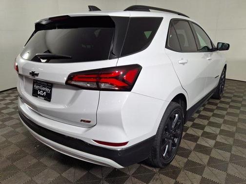 2022 Chevrolet Equinox FWD RS