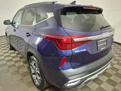 2023 Kia Seltos EX