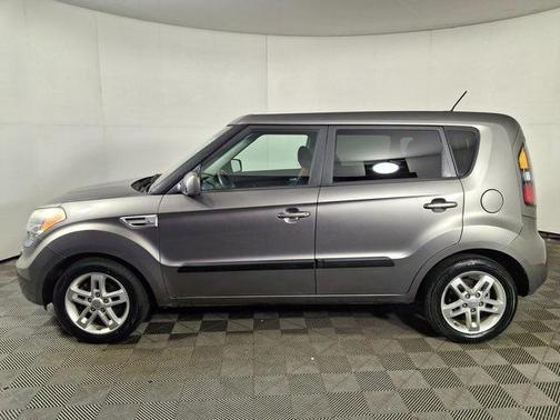 2011 Kia Soul +