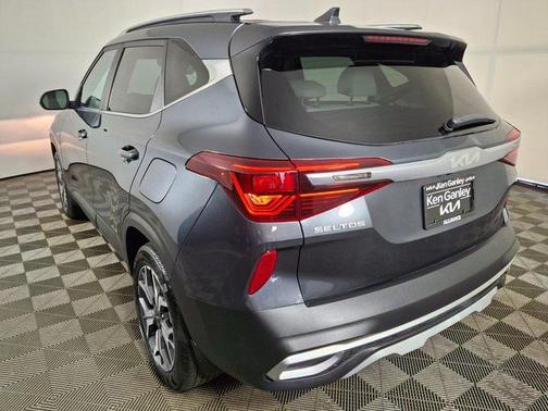 2023 Kia Seltos EX