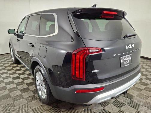 2022 Kia Telluride LX