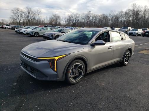 2025 Kia K4 EX