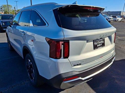 2026 Kia Sorento S