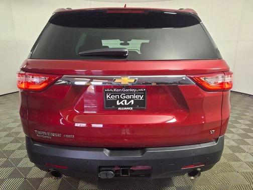 2021 Chevrolet Traverse LT Leather