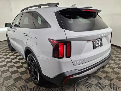2024 Kia Sorento EX
