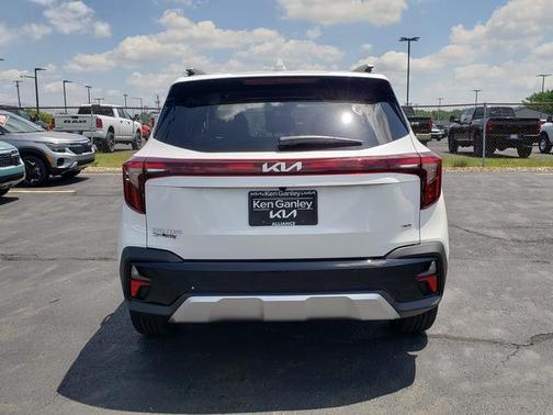 2025 Kia Seltos EX