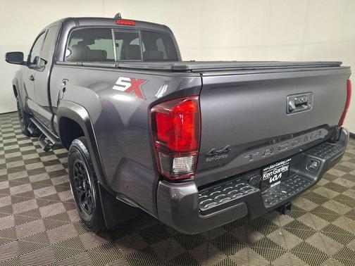 2022 Toyota Tacoma SR
