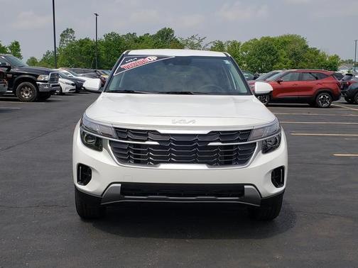 2025 Kia Seltos LX