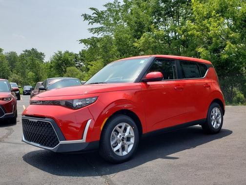 2025 Kia Soul LX