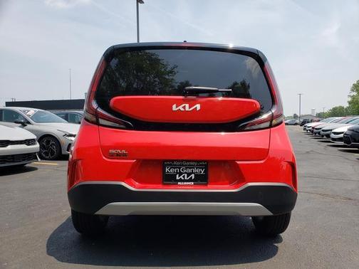 2025 Kia Soul LX