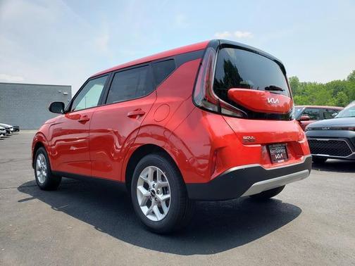 2025 Kia Soul LX