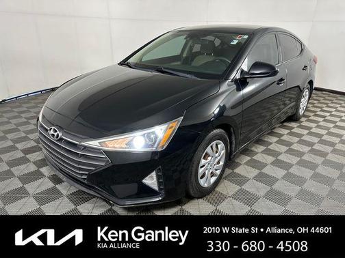 Phantom Black 2020 Hyundai ELANTRA SE