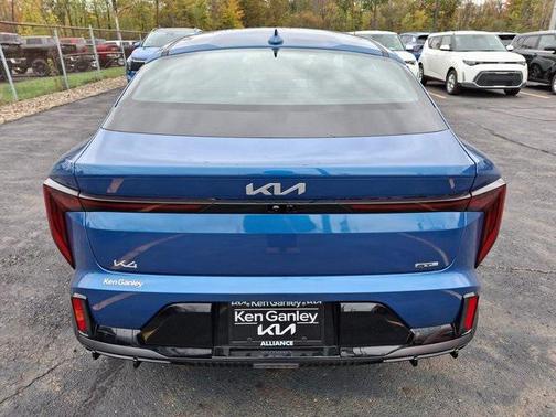2025 Kia K4 GT-Line