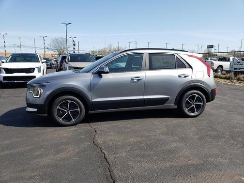 2025 Kia Niro EX