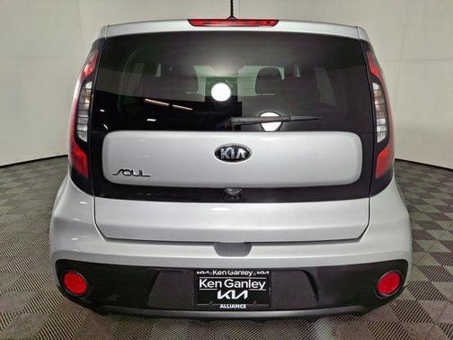 2018 Kia Soul Base