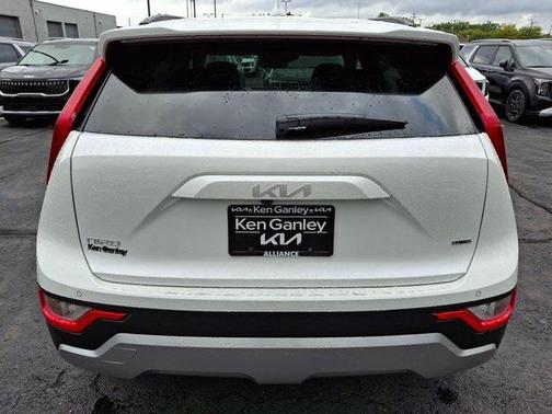2025 Kia Niro EX