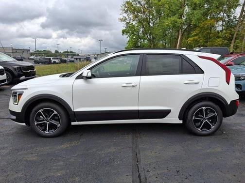 2025 Kia Niro EX