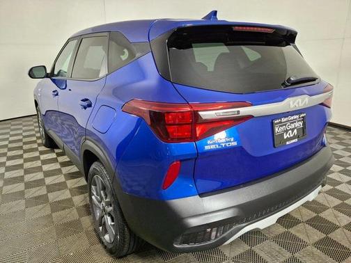 2023 Kia Seltos LX