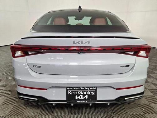 2022 Kia K5 GT-Line