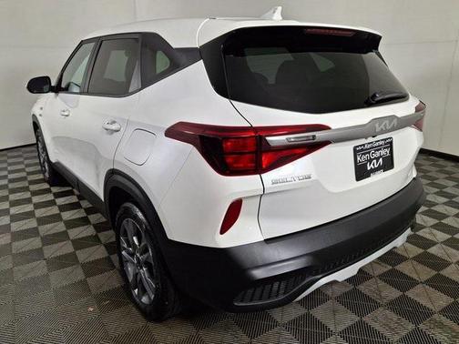2023 Kia Seltos LX