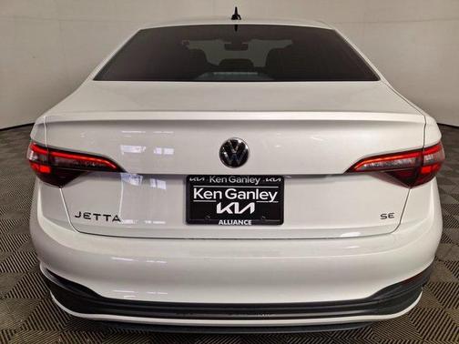 2022 Volkswagen Jetta 1.5T SE