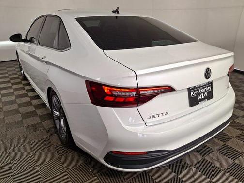 2022 Volkswagen Jetta 1.5T SE