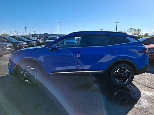 2026 Kia Sportage EX