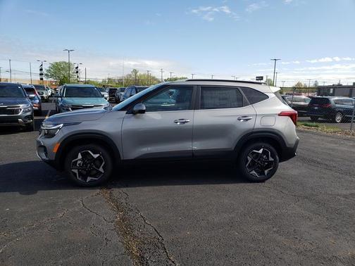 2025 Kia Seltos EX