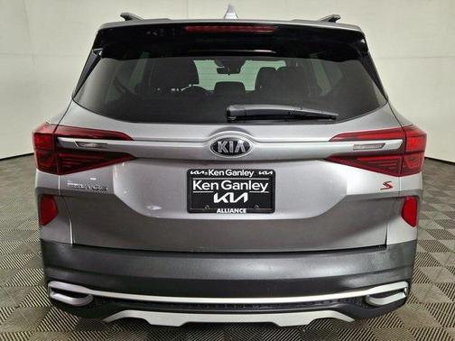 2021 Kia Seltos S