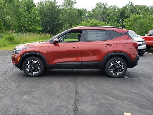 2025 Kia Seltos S