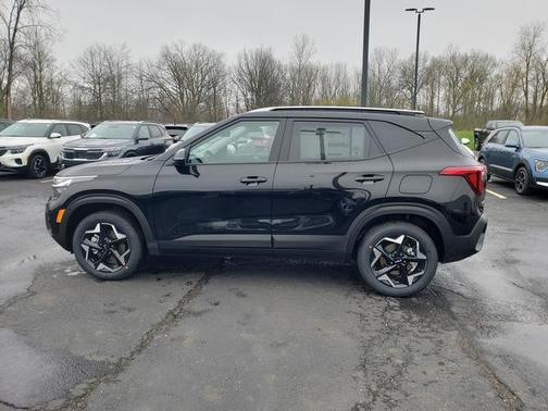 2025 Kia Seltos S