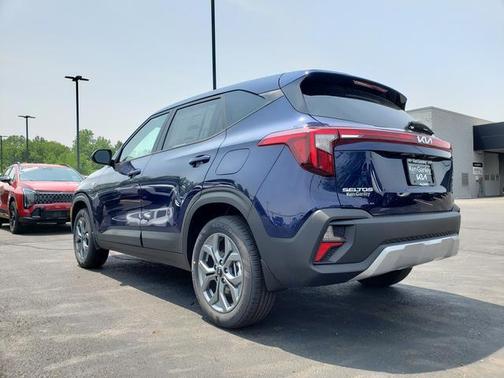 2025 Kia Seltos LX