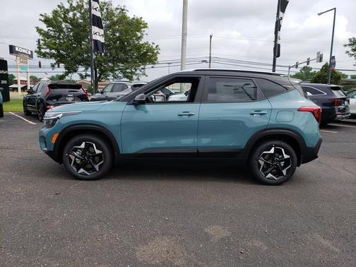 2025 Kia Seltos S