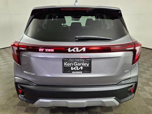 2025 Kia Seltos LX
