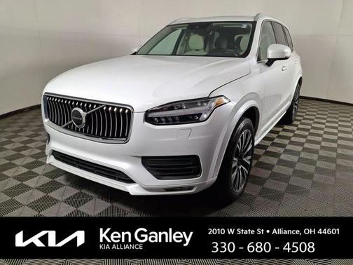 2021 Volvo XC90 T5 Momentum