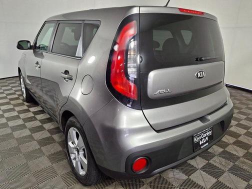 2017 Kia Soul Base