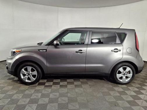 2017 Kia Soul Base
