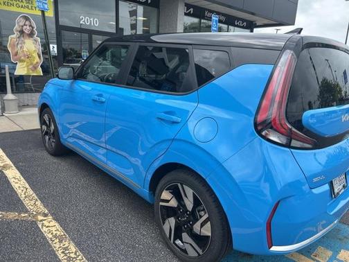 2023 Kia Soul GT-Line