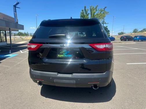 Black 2019 Chevrolet Traverse LT Leather
