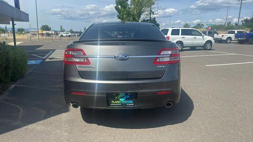 Magnetic Metallic 2018 Ford Taurus SEL