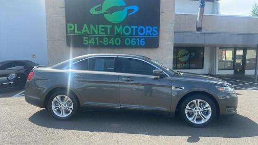 Magnetic Metallic 2018 Ford Taurus SEL