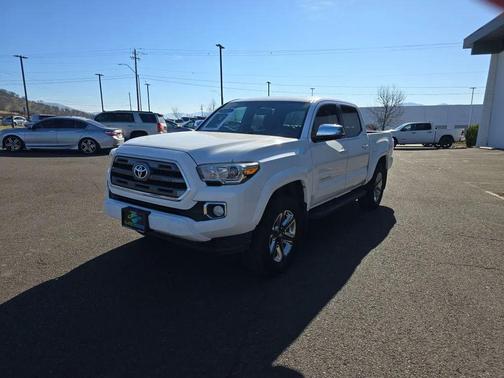 2017 Toyota Tacoma Limited
